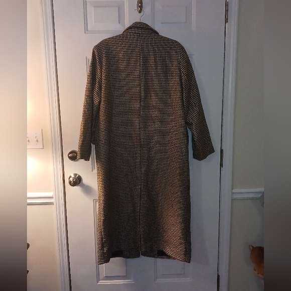 A New Day Black and Cream Houndstooth Coat - Picture 2 of 9